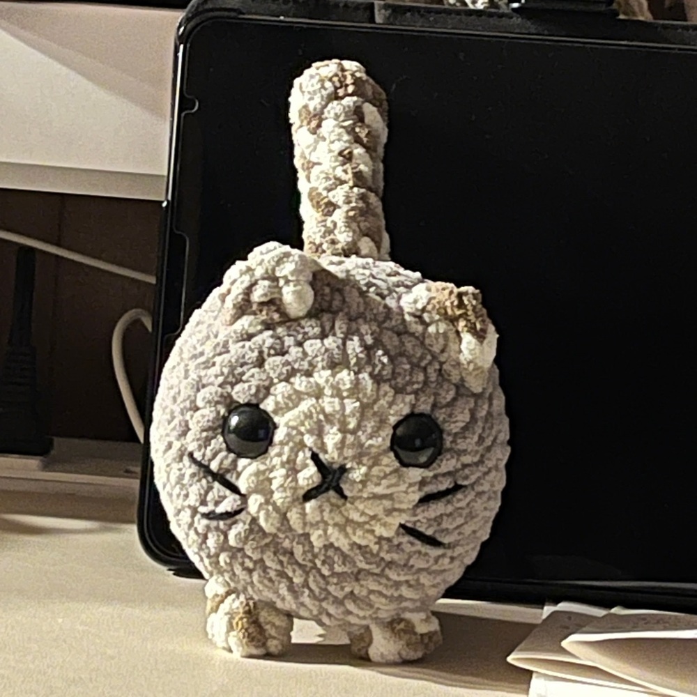 Adorable Gray and Cream Stuffed Cat Toy
Pattern by Fame art with Poonam